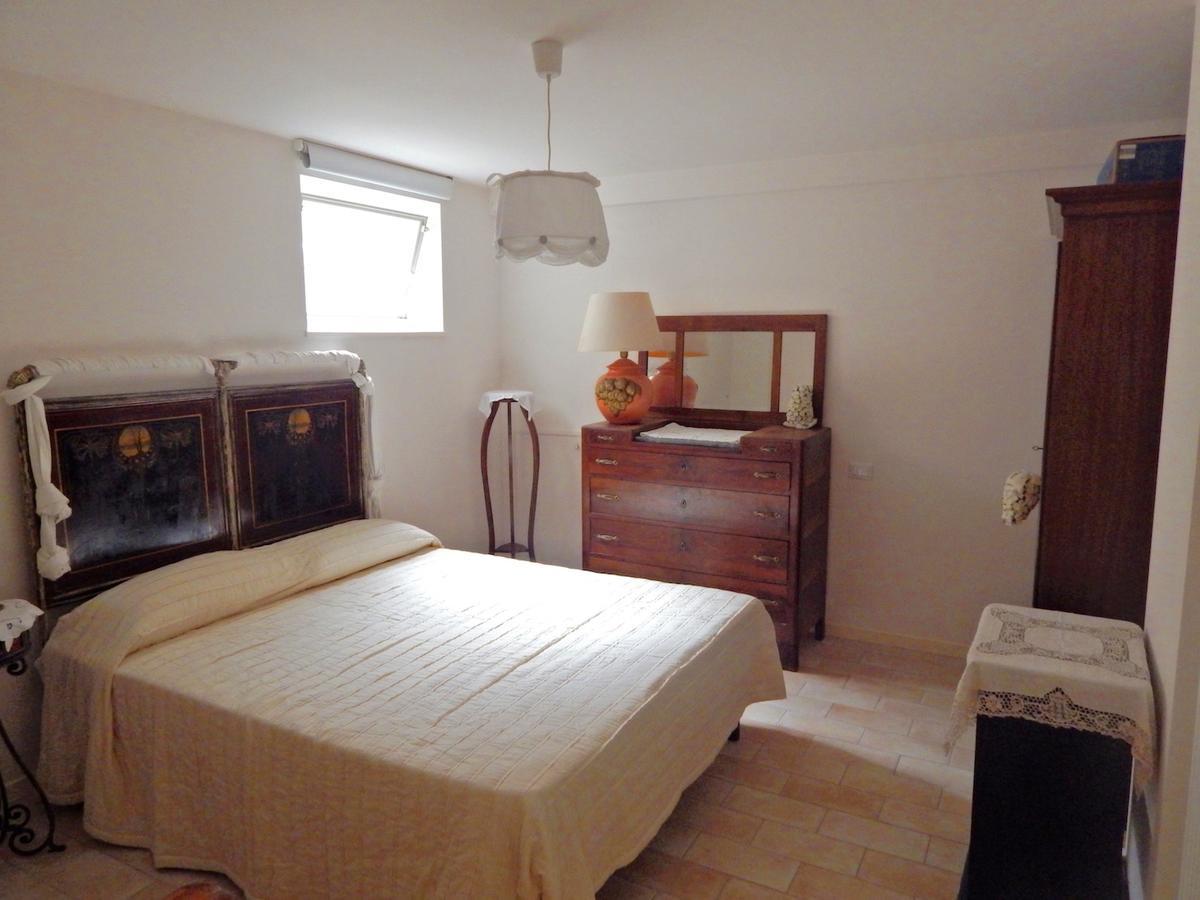 S84 - Sirolo, Deliziosa Taverna Bilocale Apartment ภายนอก รูปภาพ